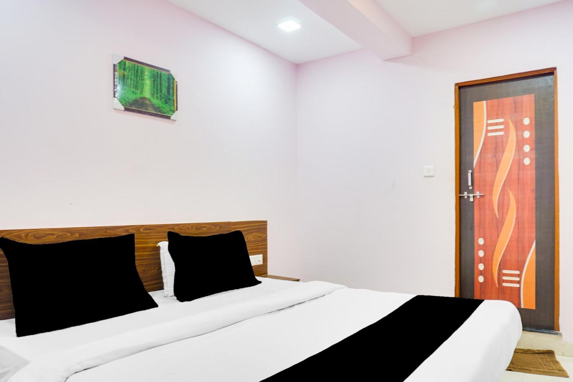 Super Collection O Chandan Nagar Kharadi Formerly Kharadi Inn Пуна Экстерьер фото